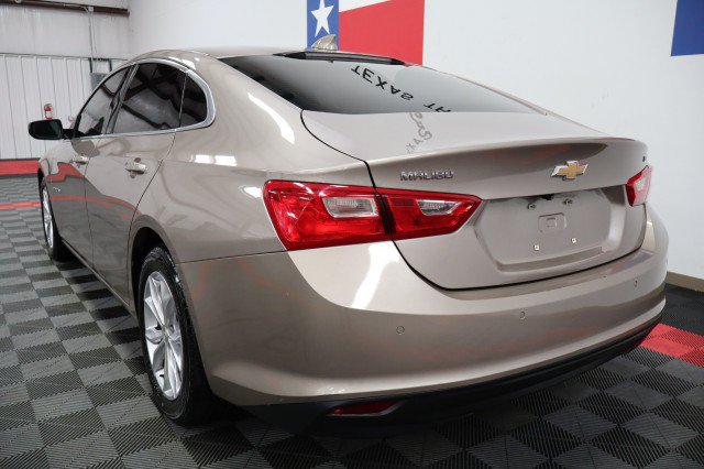 Used 2023 Chevrolet Malibu LT w/ Driver Confidence Package FWD image 11