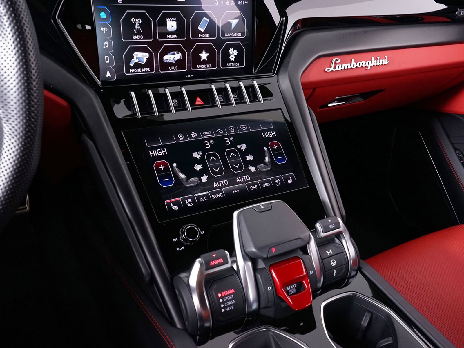 Used 2022 Lamborghini Urus AWD/4WD image 30