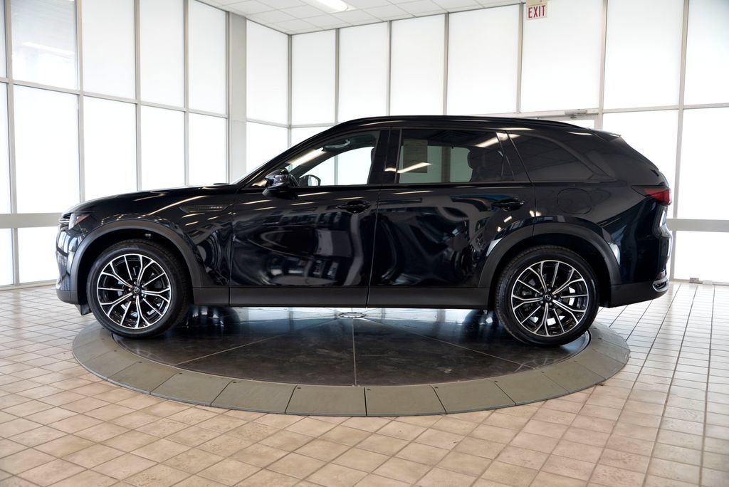 Certified 2025 MAZDA CX-70 Plug-In Hybrid w/ Premium Plus AWD/4WD image 5
