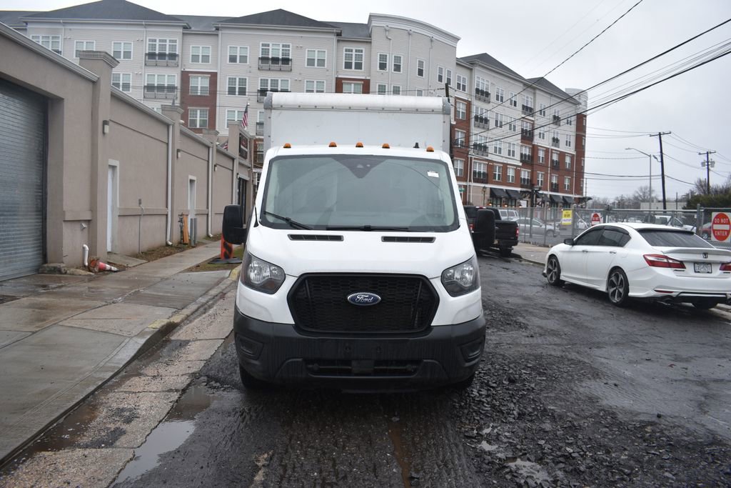 Used 2022 Ford Transit 350 DRW image 3