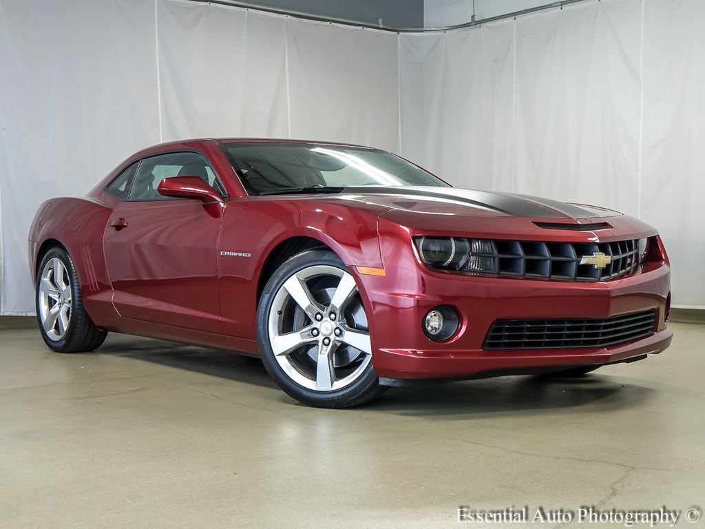 Used 2010 Chevrolet Camaro SS w/ RS Package RWD image 2