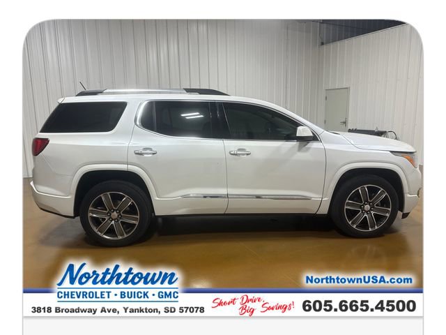 Used 2017 GMC Acadia Denali w/ Technology Package image 7