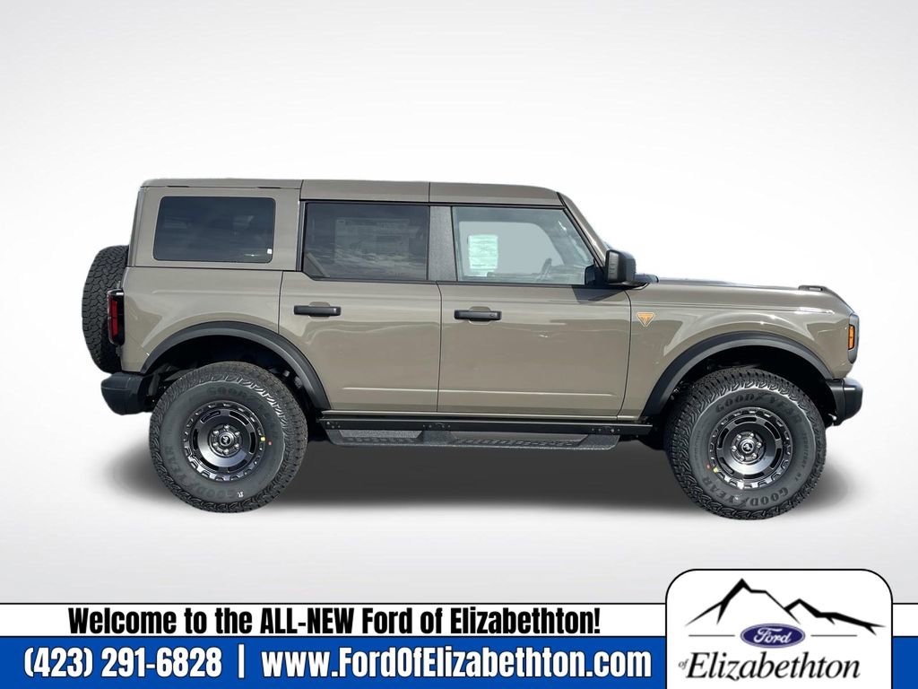 New 2025 Ford Bronco Badlands w/ Sasquatch Package image 2