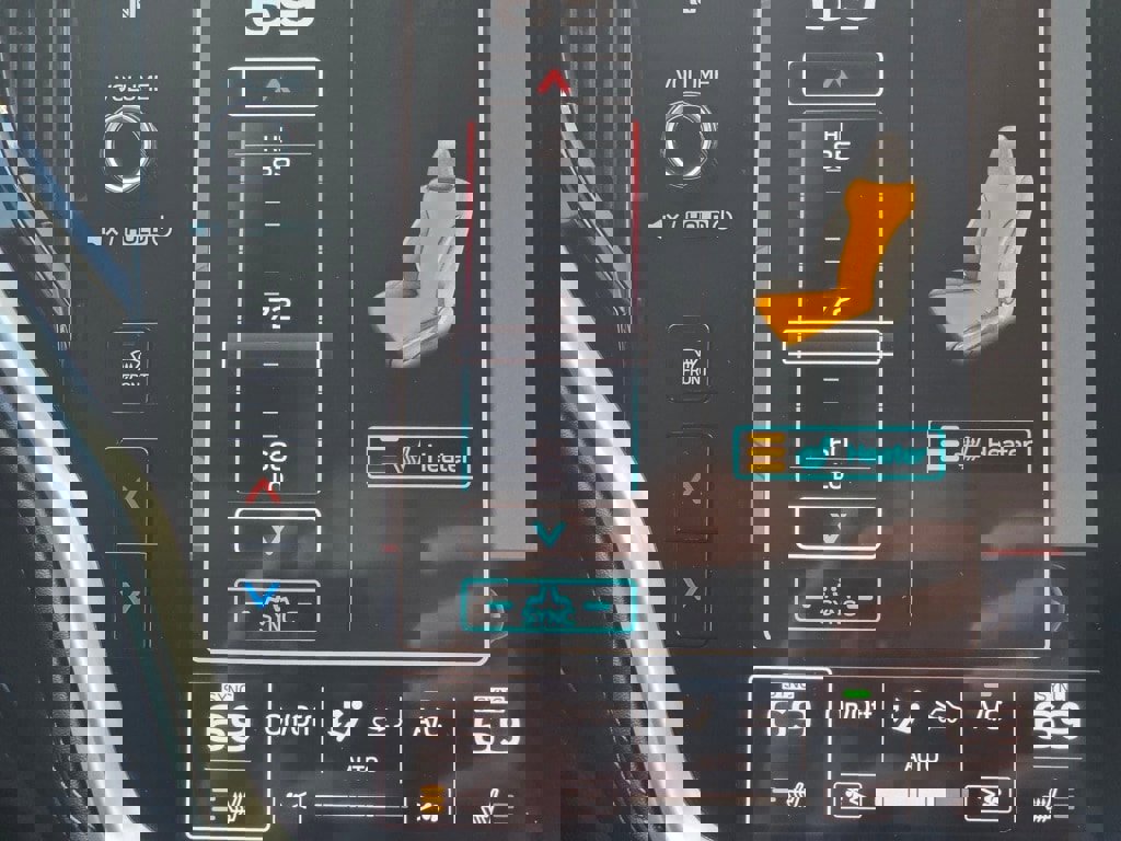 Used 2021 Subaru Outback Limited XT image 14