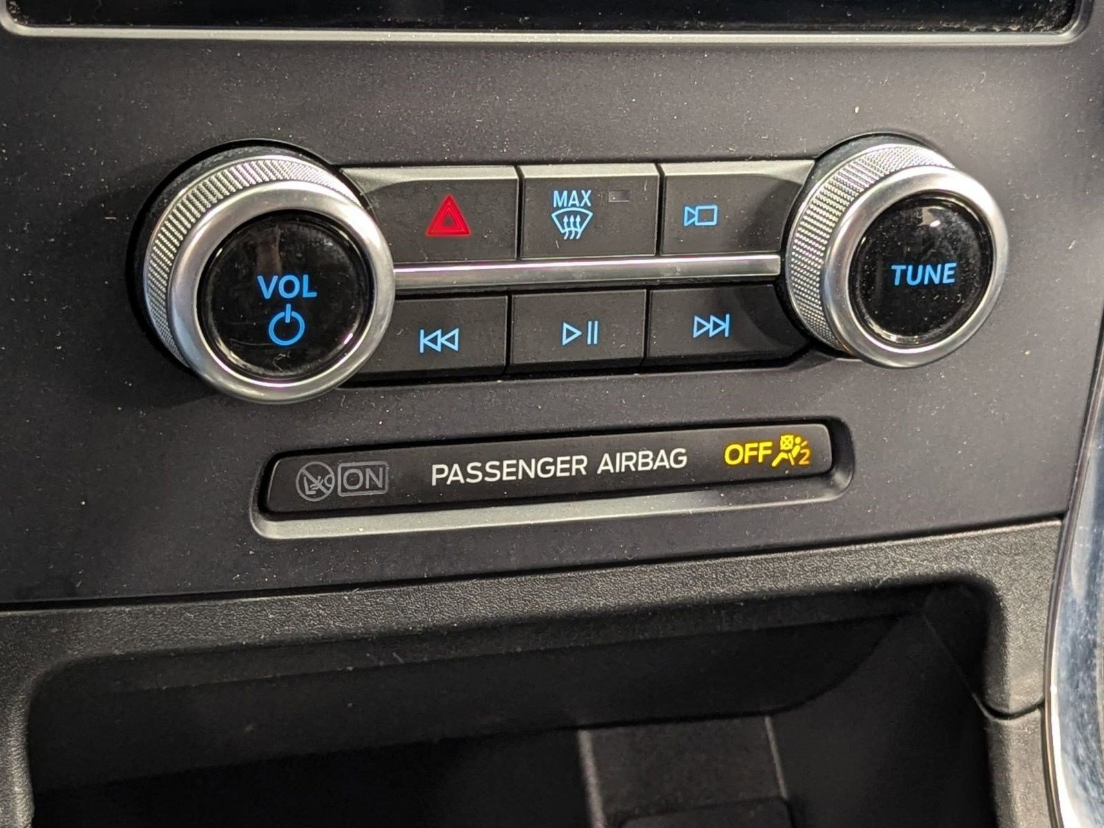 Used 2022 Ford Edge ST image 14