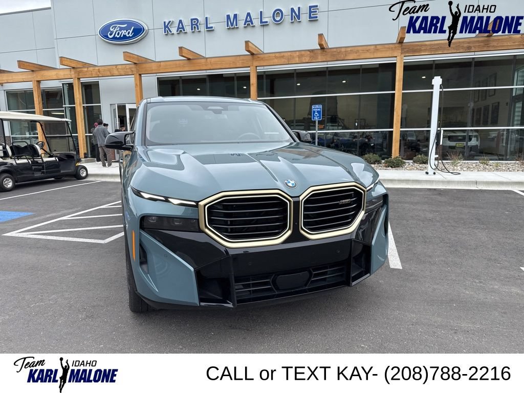 Used 2023 BMW XM AWD/4WD image 3