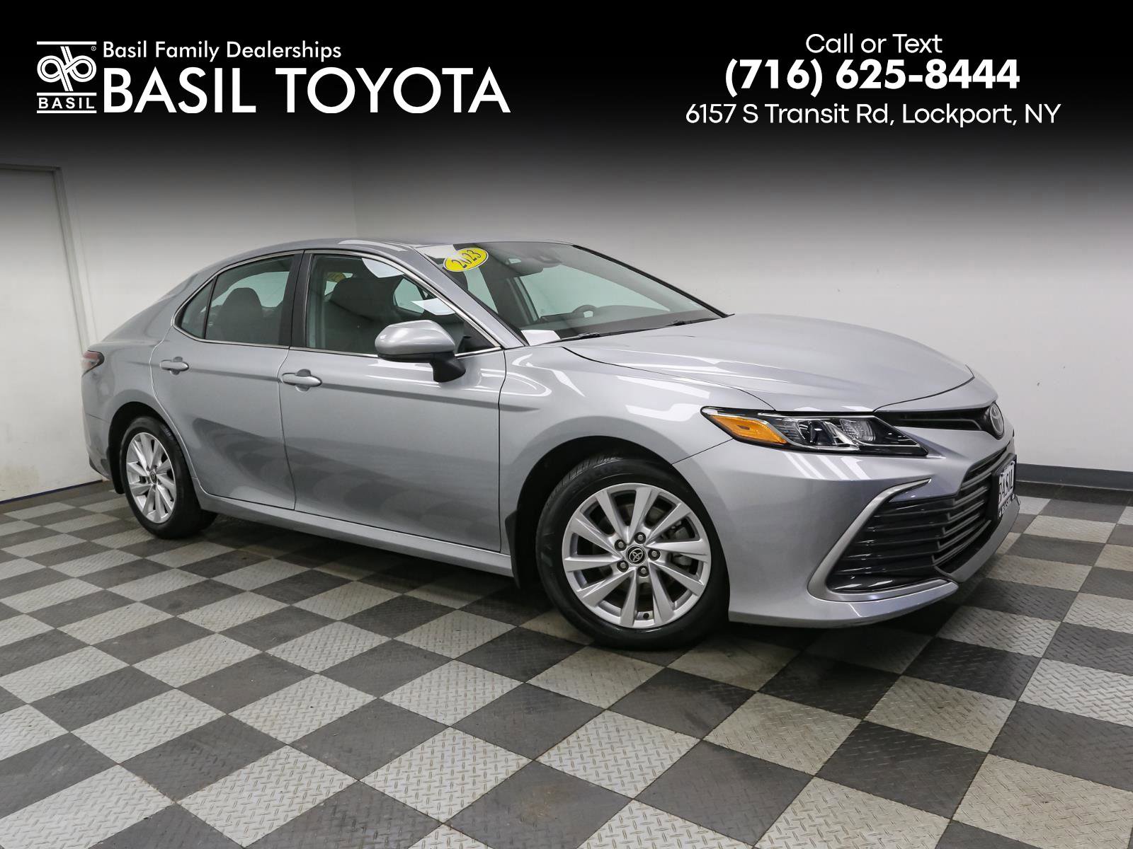 Used 2023 Toyota Camry LE FWD image 1