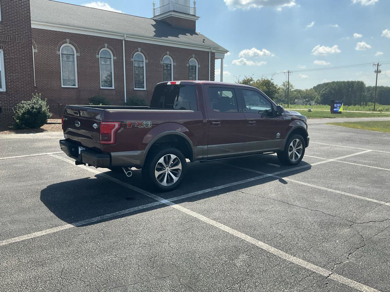 Used 2015 Ford F150 King Ranch w/ Equipment Group 601A Luxury AWD/4WD image 7