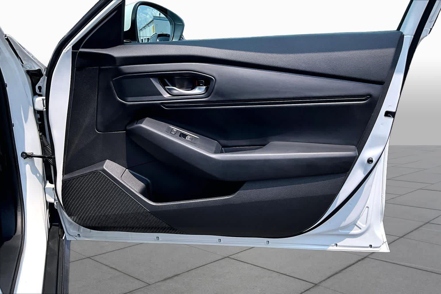 Used 2023 Honda Accord EX image 22