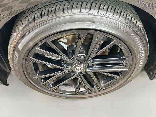 Used 2025 Toyota Camry SE image 30