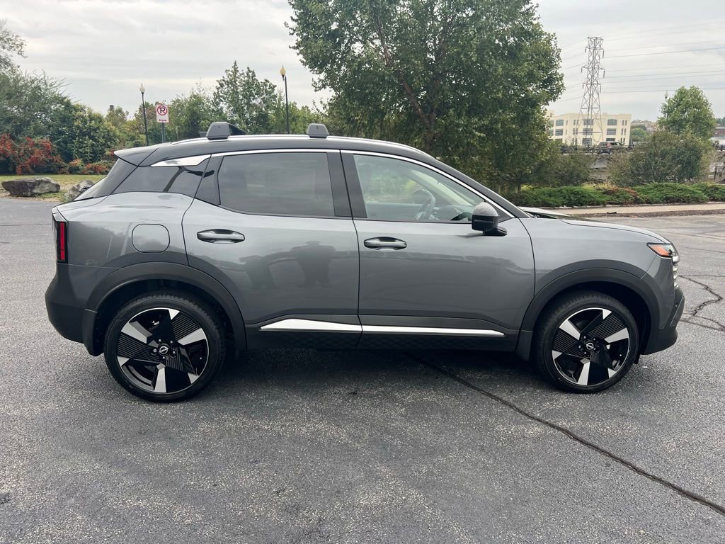New 2026 Nissan Kicks SR w/ Cold Weather Package AWD/4WD image 6