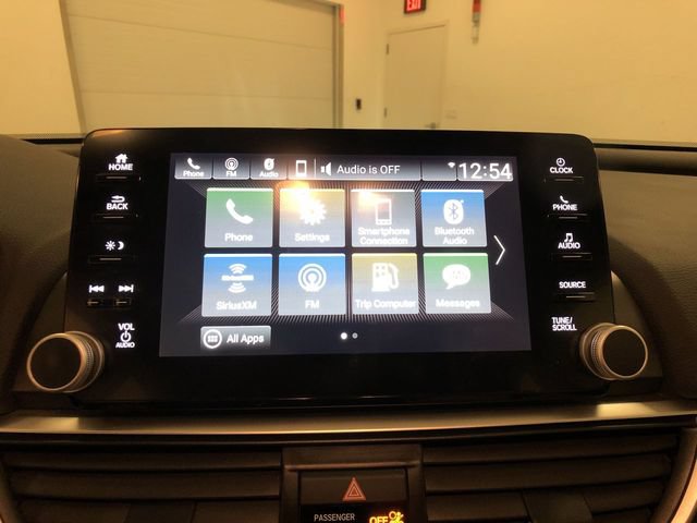 Used 2018 Honda Accord EX image 16