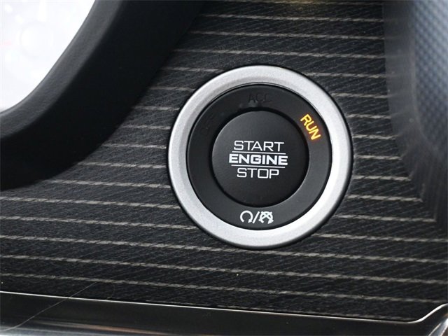 Used 2020 RAM 1500 Limited image 28