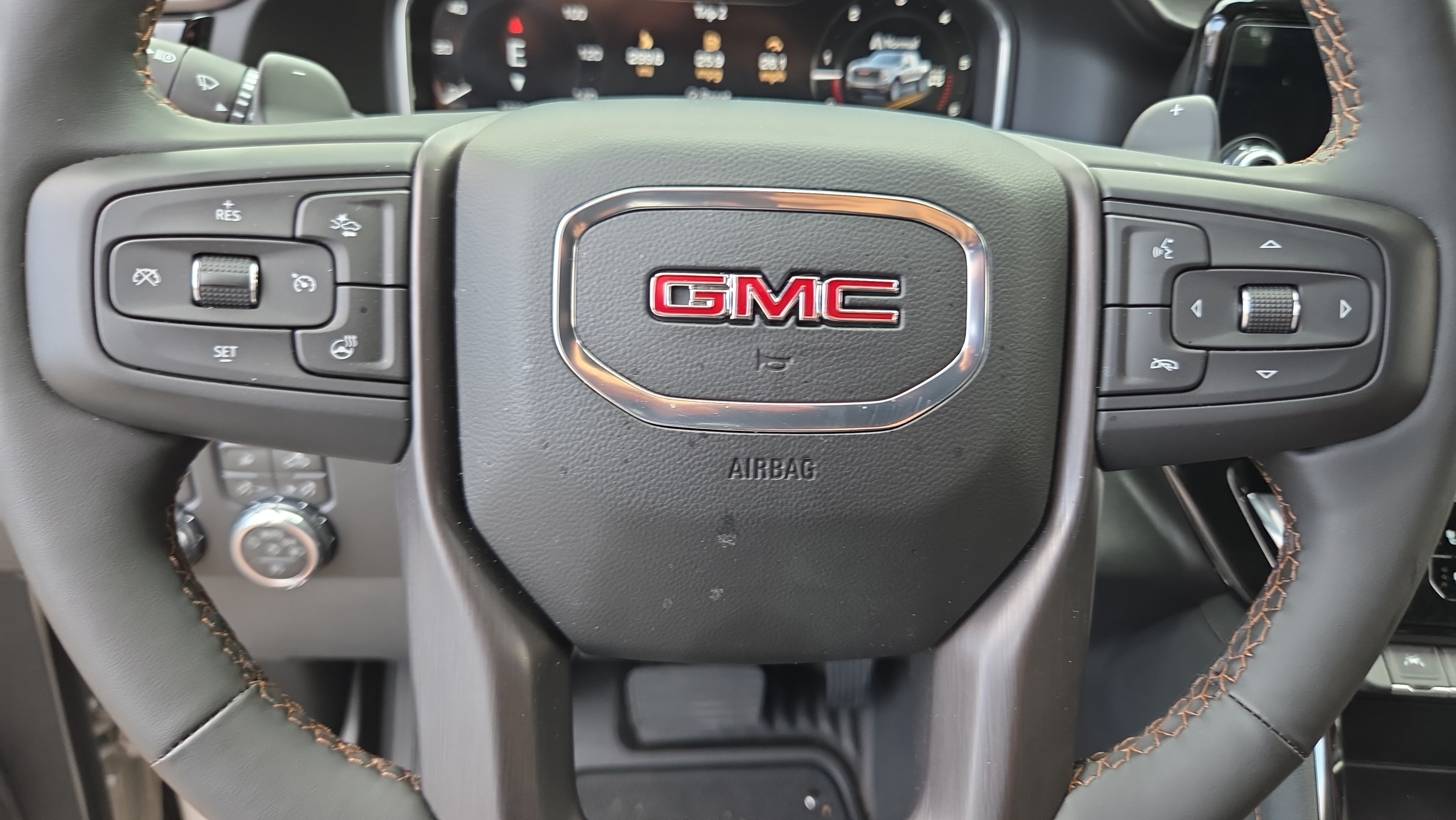 Used 2026 GMC Sierra 1500 AT4 w/ AT4 Premium Package AWD/4WD image 22