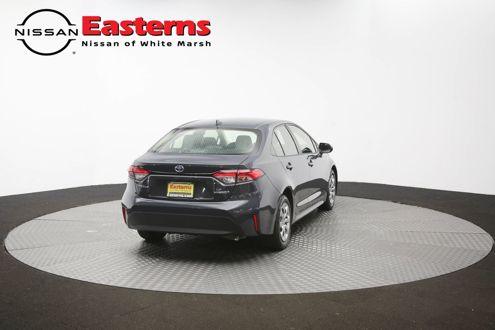 Used 2023 Toyota Corolla LE w/ Carpet Mat Package (TMS) FWD image 70