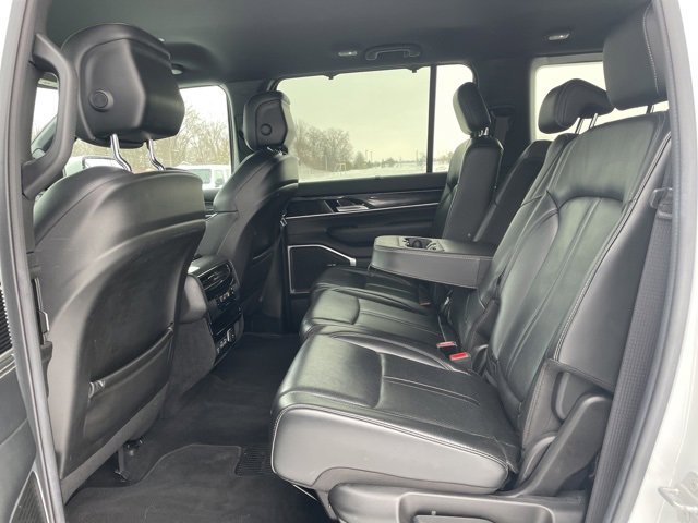 Used 2022 Jeep Wagoneer Series I w/ Convenience Group I image 9