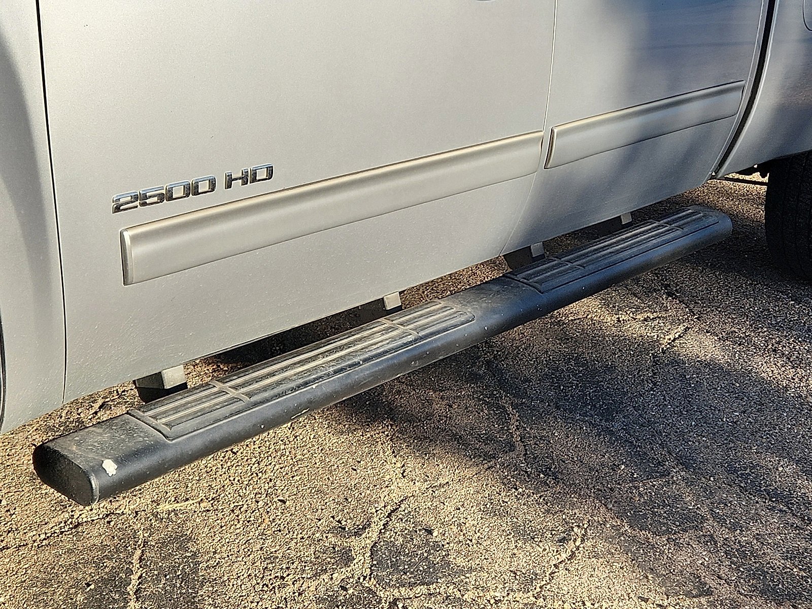 Used 2011 GMC Sierra 2500 SLE image 6