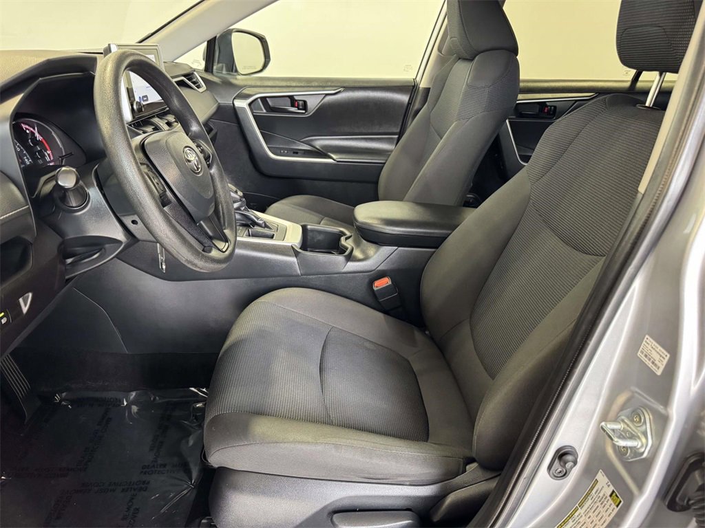 Used 2023 Toyota RAV4 LE image 18
