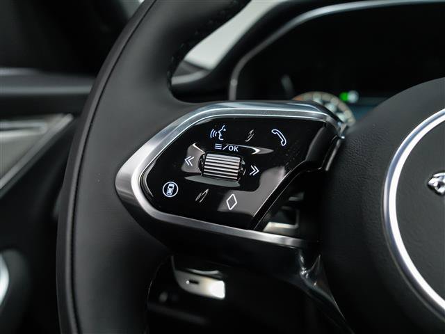 New 2025 Jaguar F-PACE R-Dynamic S AWD/4WD image 21