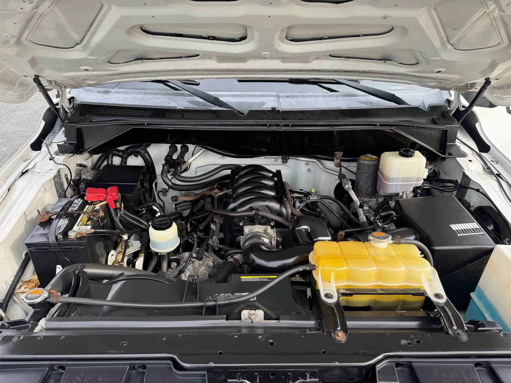 Used 2014 Nissan NV 3500 SV w/ Technology Package image 20