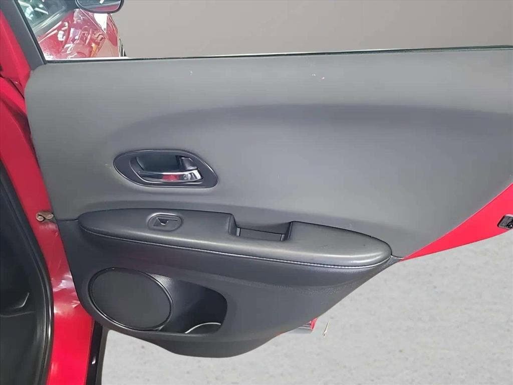 Used 2019 Honda HR-V Sport image 26