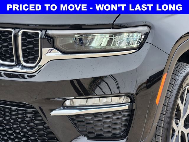 Used 2025 Jeep Grand Cherokee Limited AWD/4WD image 16