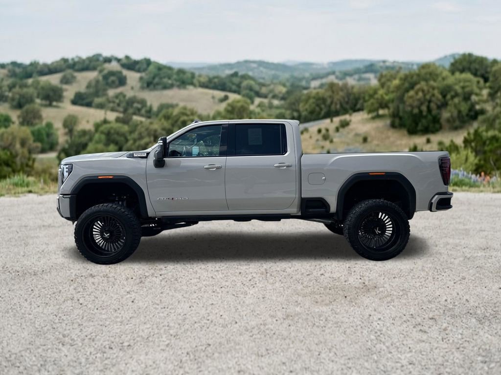 Used 2026 GMC Sierra 2500 AT4 w/ AT4 Premium Plus Package AWD/4WD image 5