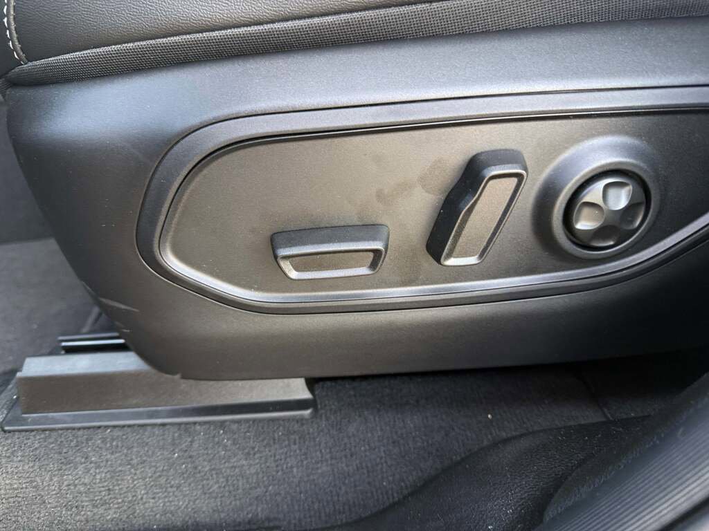 New 2026 Jeep Grand Cherokee Limited image 27