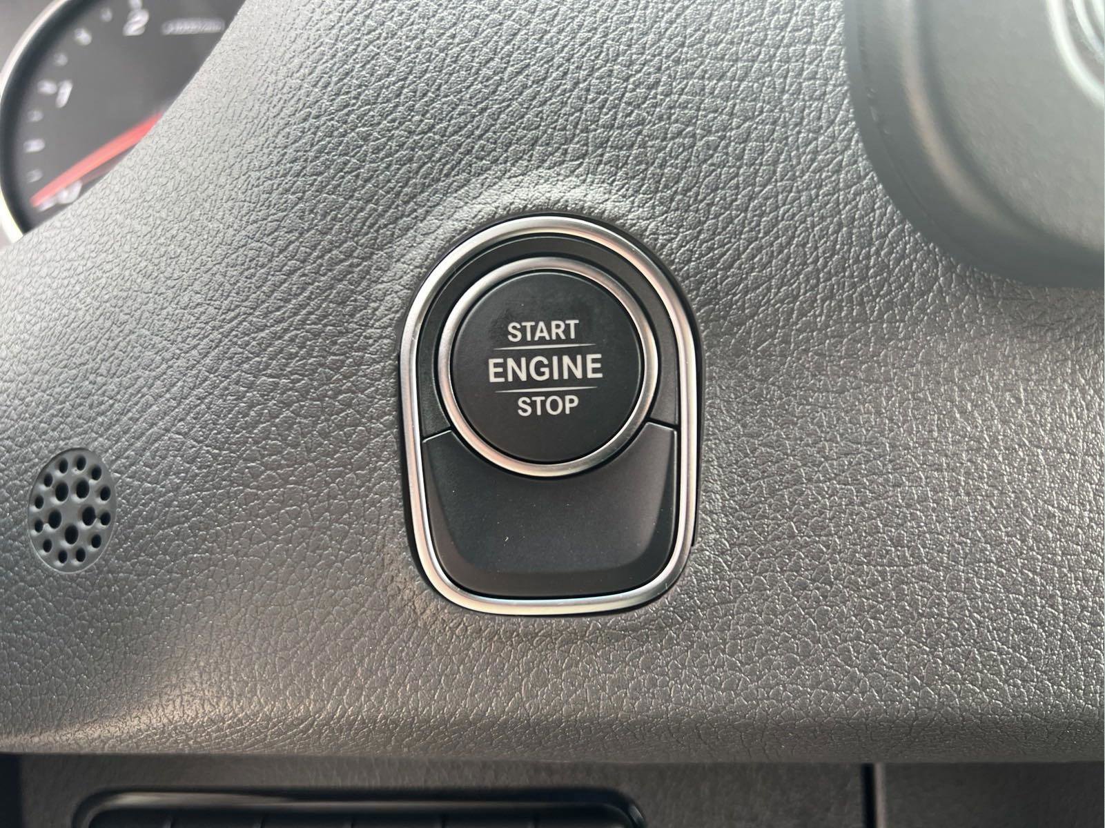 Used 2024 Mercedes-Benz Sprinter 2500 image 45