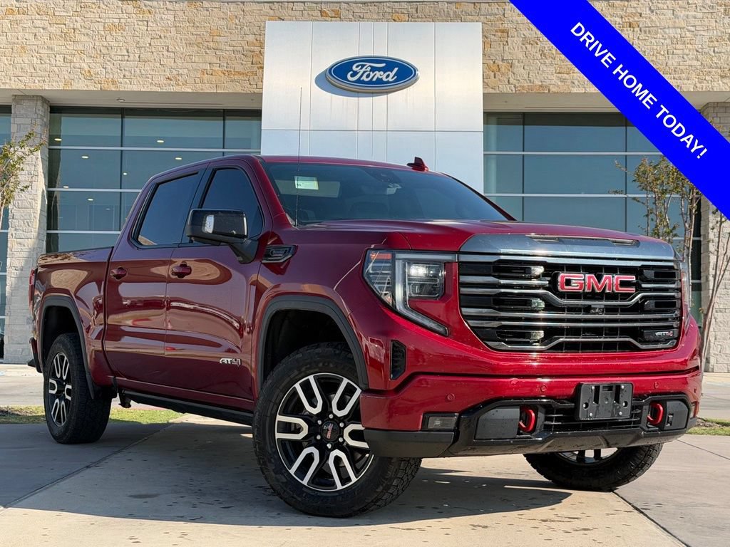 Used 2023 GMC Sierra 1500 AT4 w/ Technology Package AWD/4WD image 1