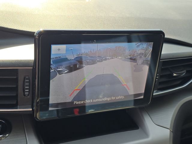 Used 2022 Ford Explorer XLT w/ Equipment Group 202A image 29