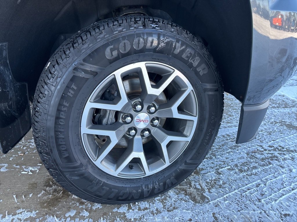 Used 2016 GMC Canyon SLE w/ All Terrain Package image 33