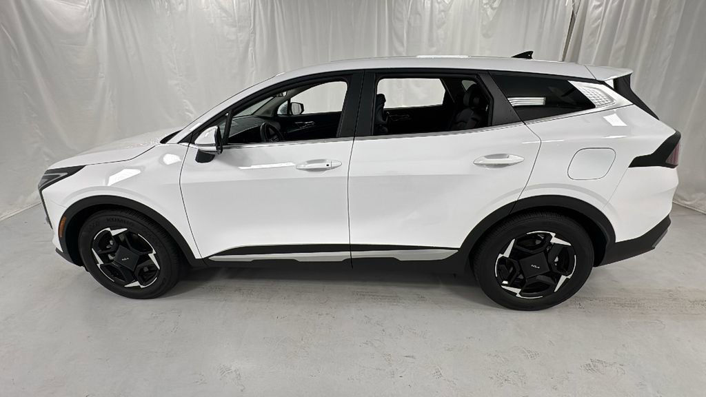 Used 2026 Kia Sportage EX image 6