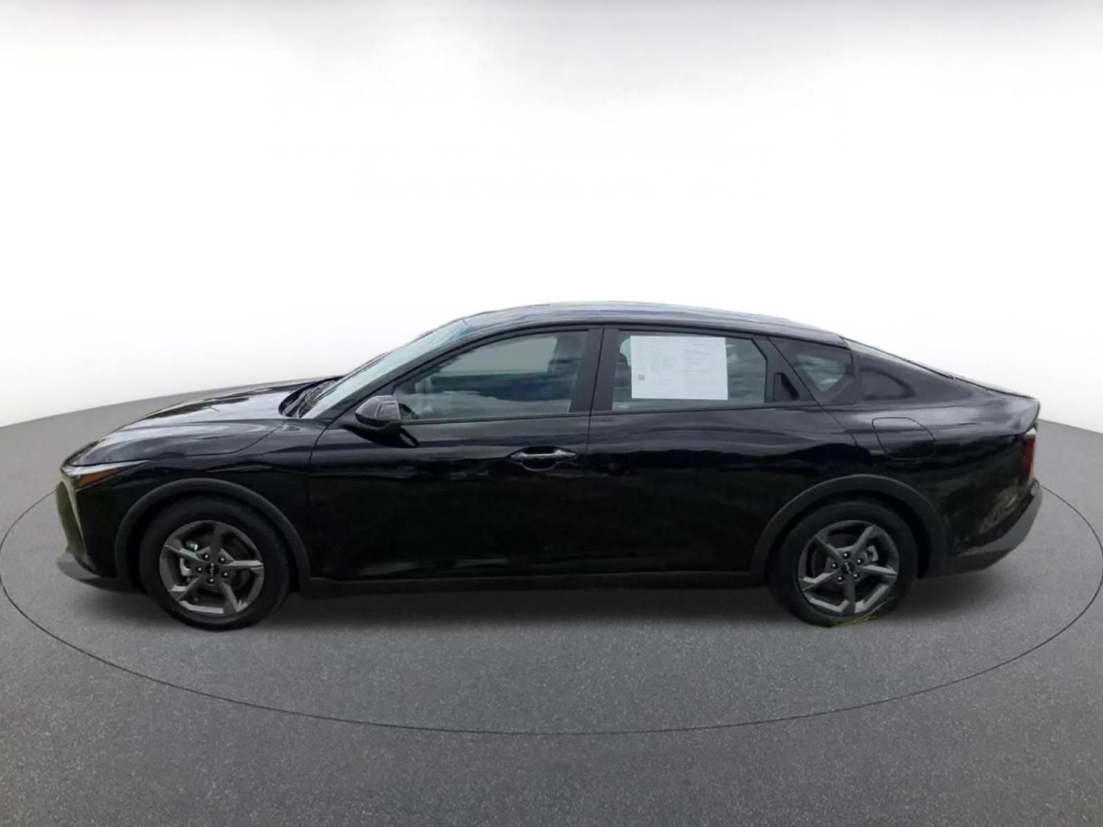 Used 2025 Kia K4 FWD image 9