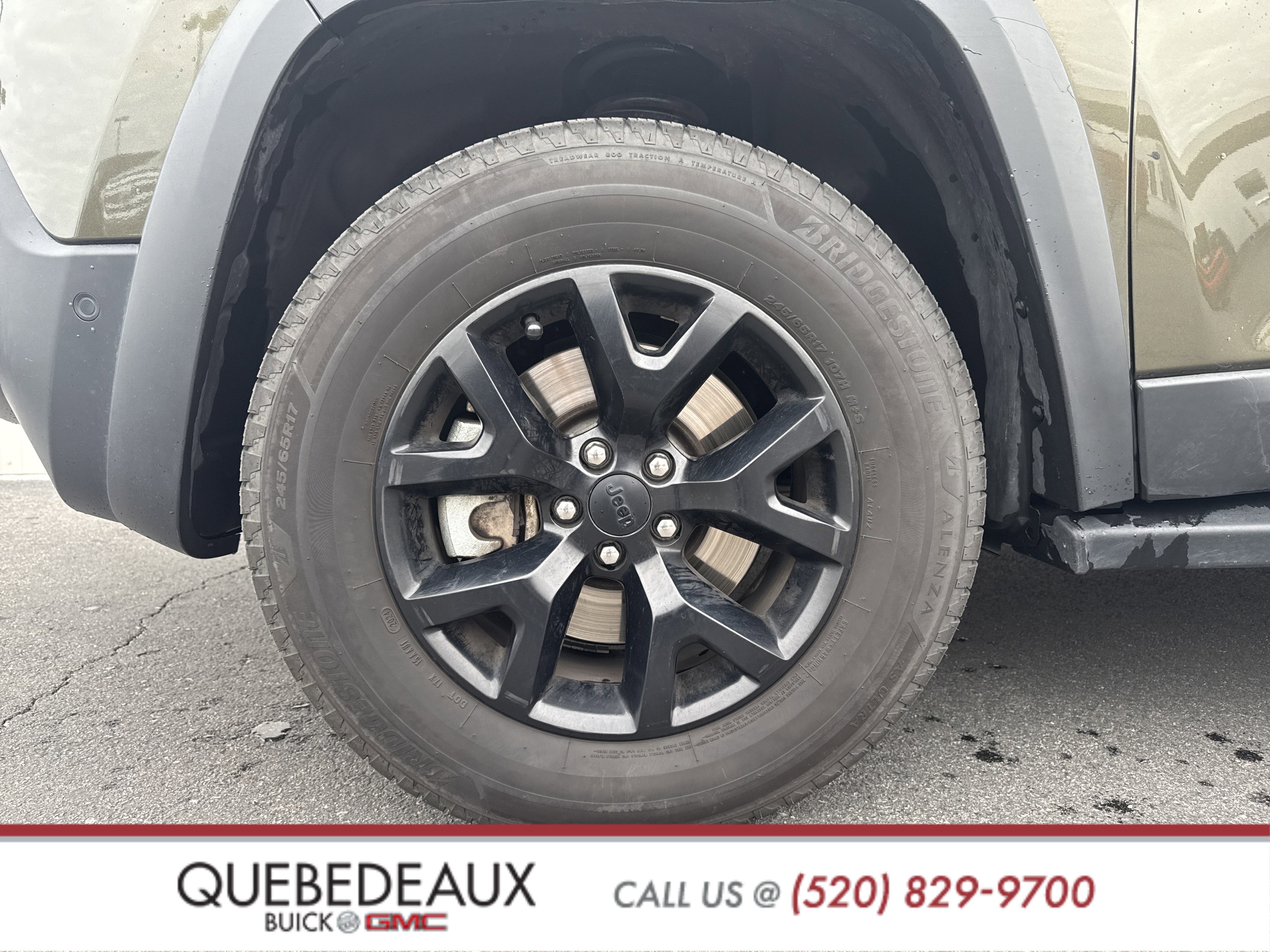 Used 2016 Jeep Cherokee Trailhawk w/ Comfort/Convenience Group image 5