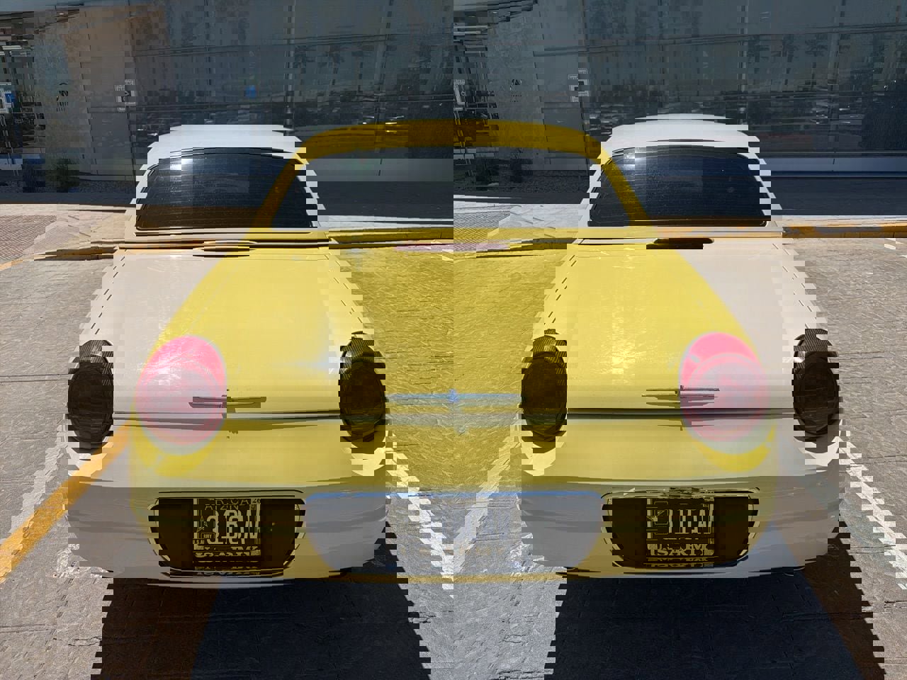 Used 2002 Ford Thunderbird image 14