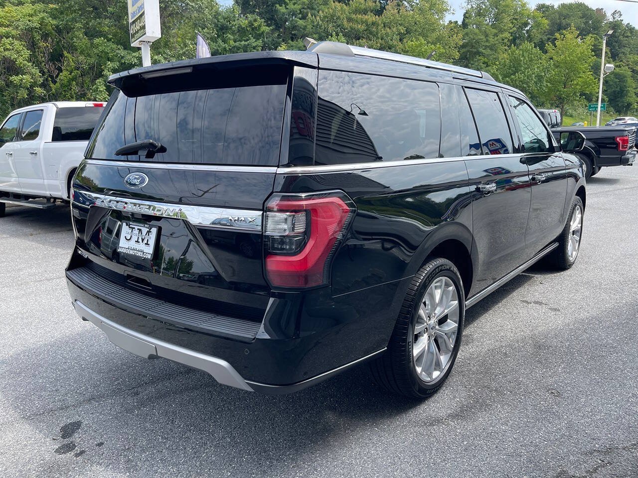 Used 2018 Ford Expedition Max Limited w/ Equipment Group 302A AWD/4WD image 8