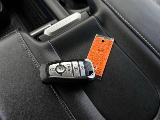 Used 2025 Ford Expedition Max Platinum image 5