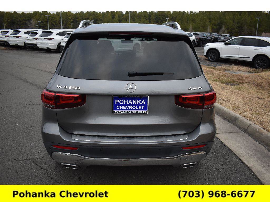 Used 2023 Mercedes-Benz GLB 250 4MATIC image 8