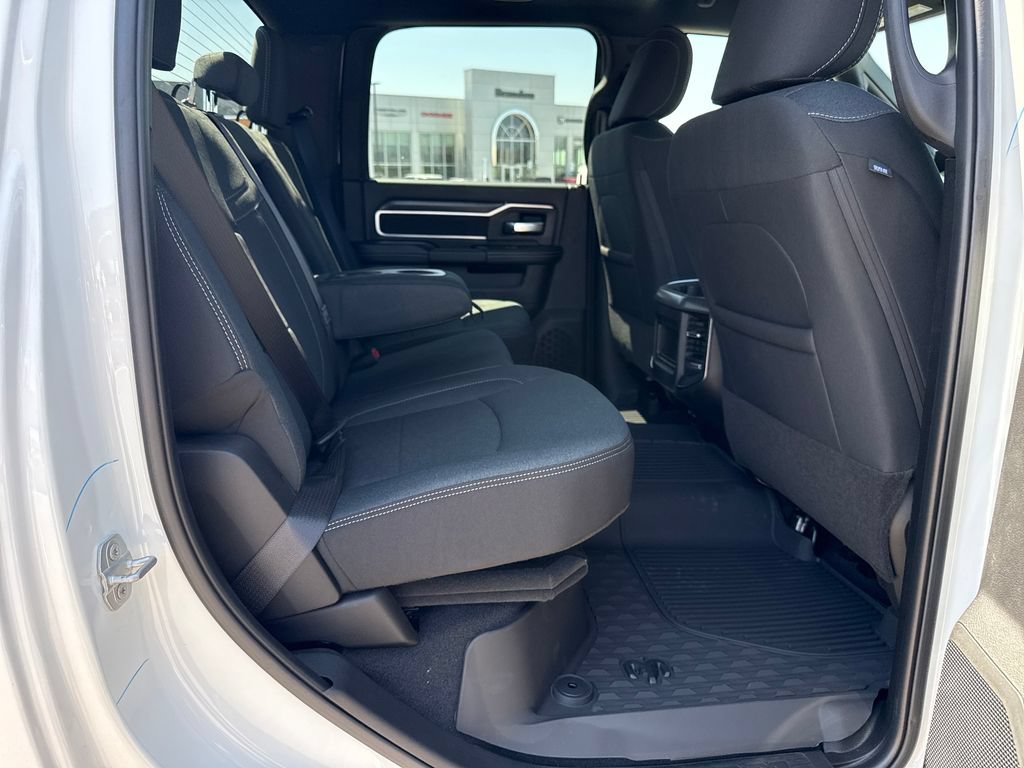 New 2026 RAM 2500 Big Horn AWD/4WD image 30