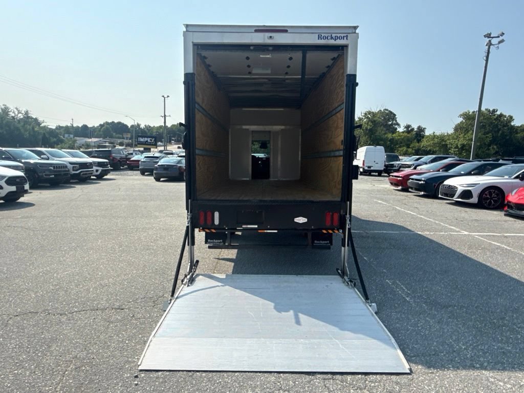Used 2023 Ford Transit 350 w/ Exterior Upgrade Package RWD image 15
