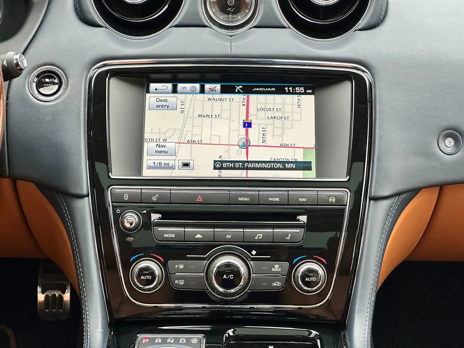 Used 2015 Jaguar XJ L Portfolio image 15