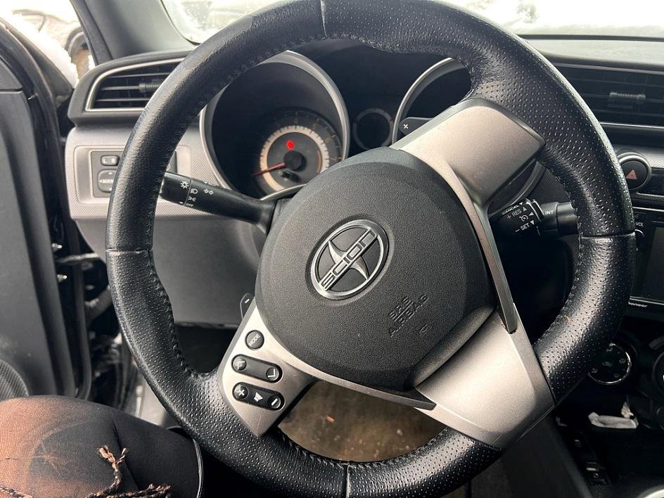 Used 2015 Scion tC image 7