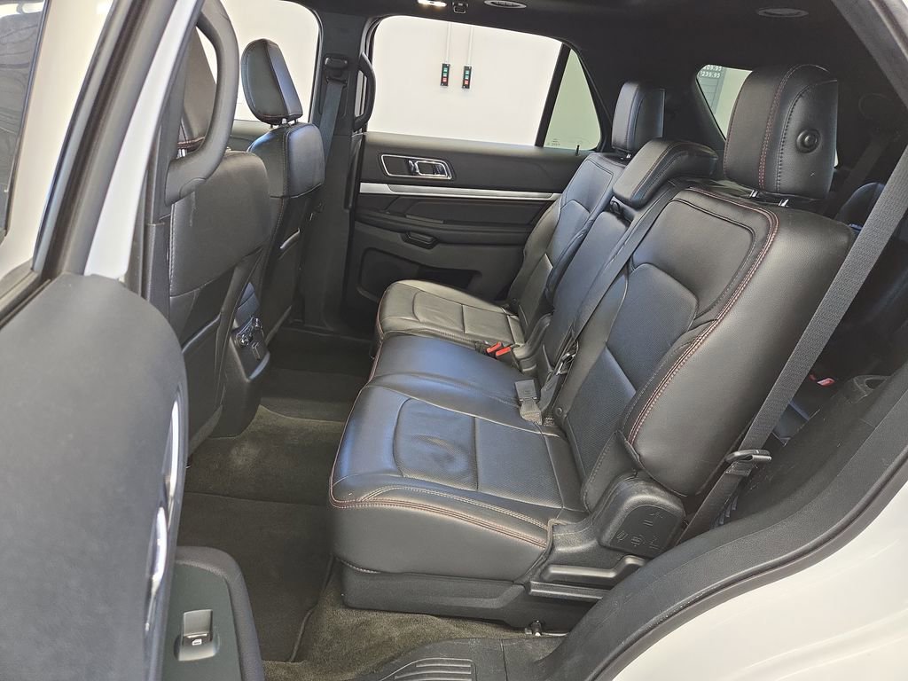 Used 2018 Ford Explorer Sport AWD/4WD image 15