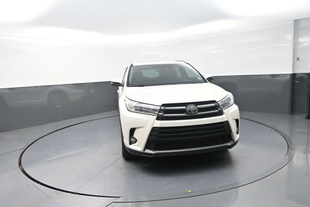 Used 2018 Toyota Highlander SE AWD/4WD image 26