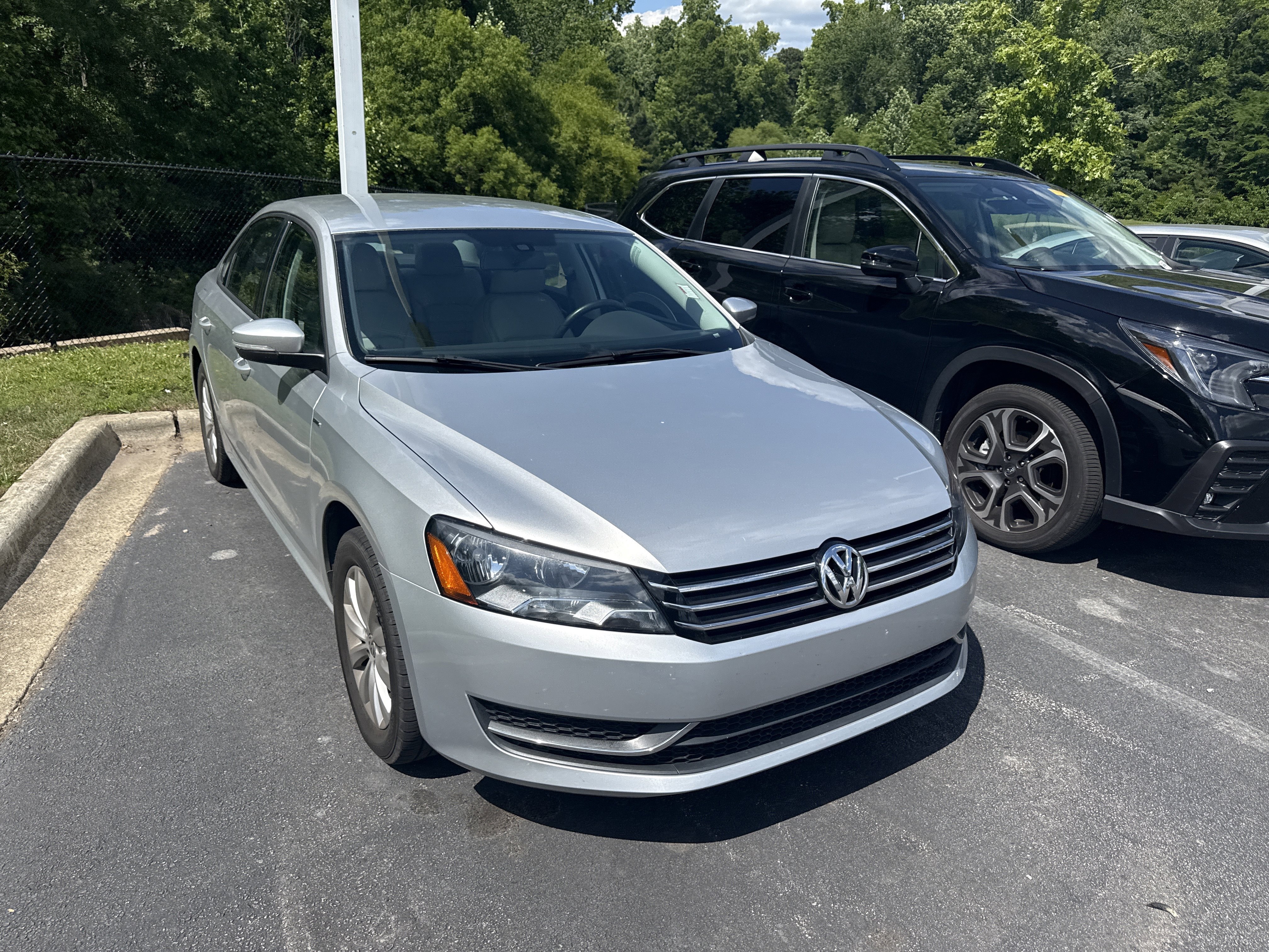 Used 2014 Volkswagen Passat 1.8T Wolfsburg Edition FWD image 5