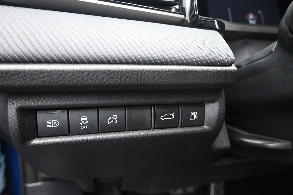 Used 2025 Toyota Camry SE FWD image 18