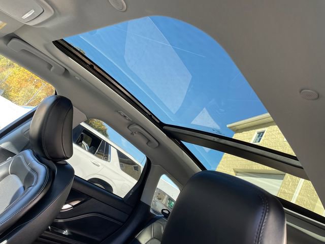 Used 2021 Lincoln Corsair AWD w/ Premium Package image 39