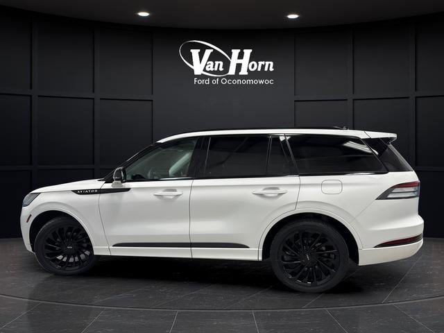 Used 2025 Lincoln Aviator Reserve w/ Equipment Group 201A AWD/4WD image 4