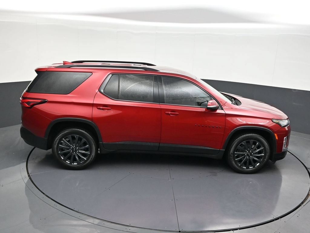 Used 2023 Chevrolet Traverse RS FWD image 21